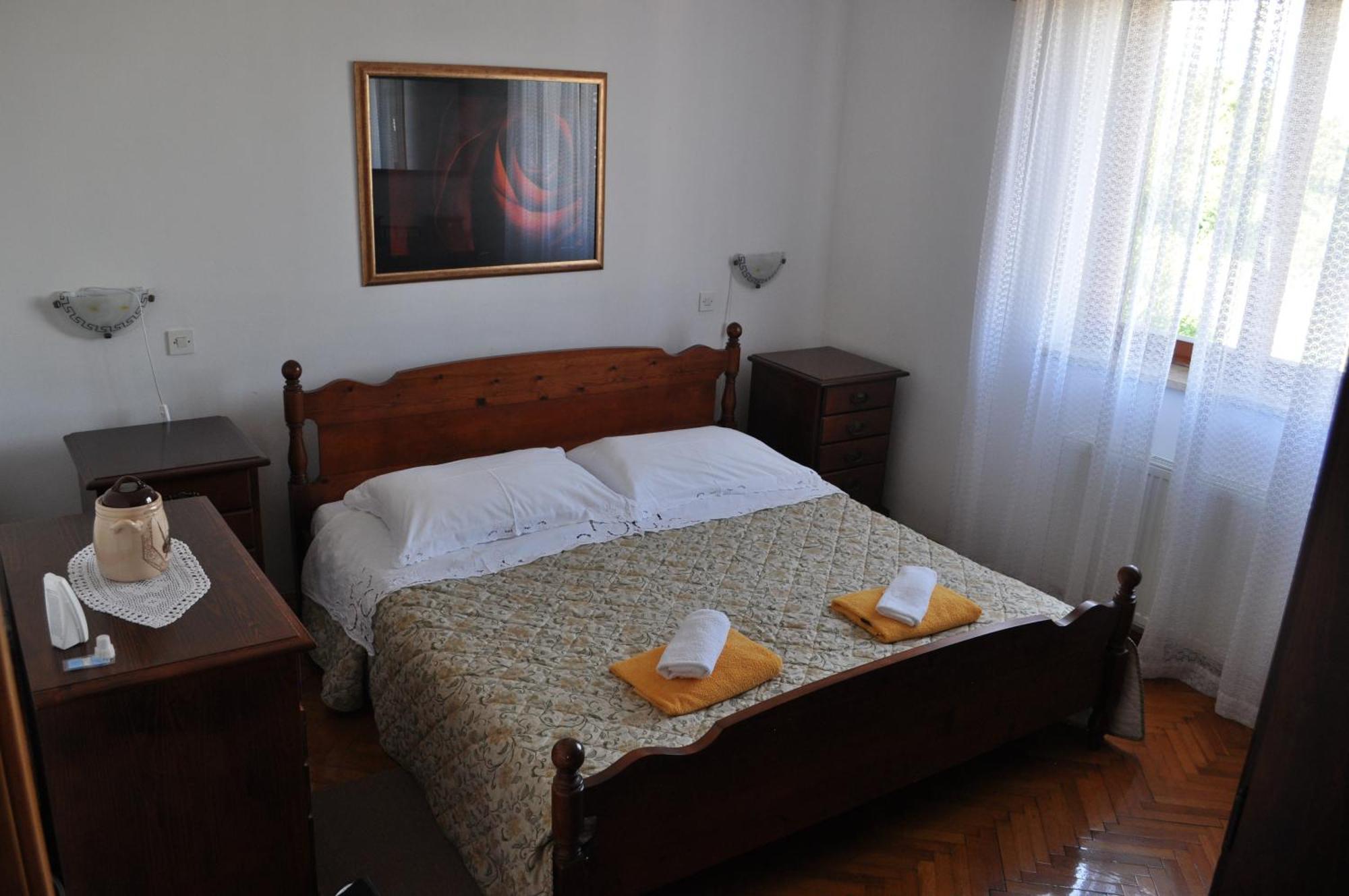 Apartman Ostrea *** Bale Exterior foto